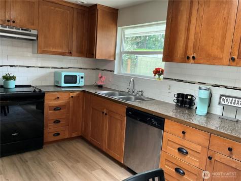 19026 67th Avenue W Lynnwood WA 98036
