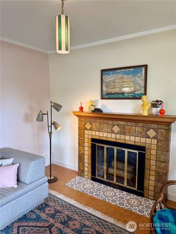 908 N 102nd Seattle WA 98133