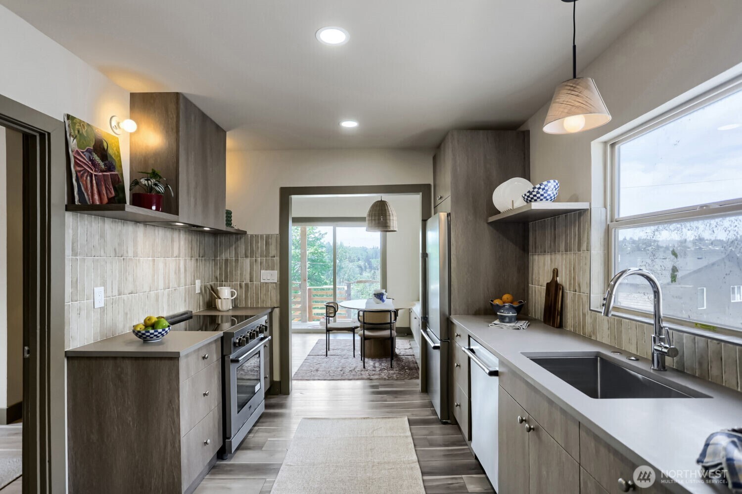 4582 22nd Avenue SW Seattle WA 98106