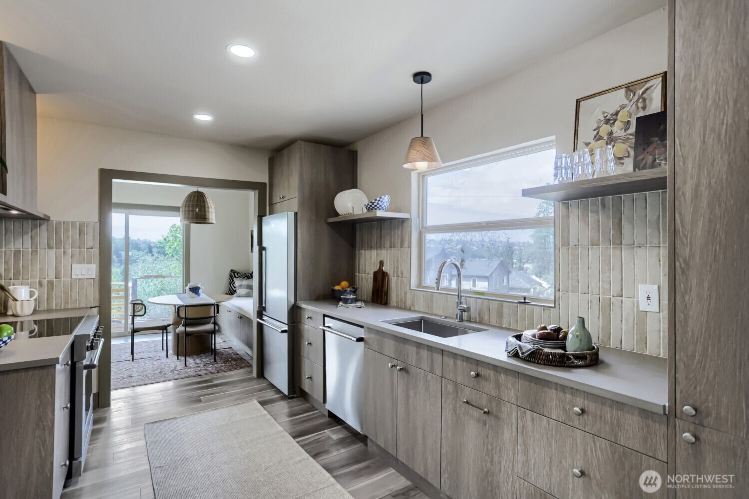 4582 22nd Avenue SW Seattle WA 98106