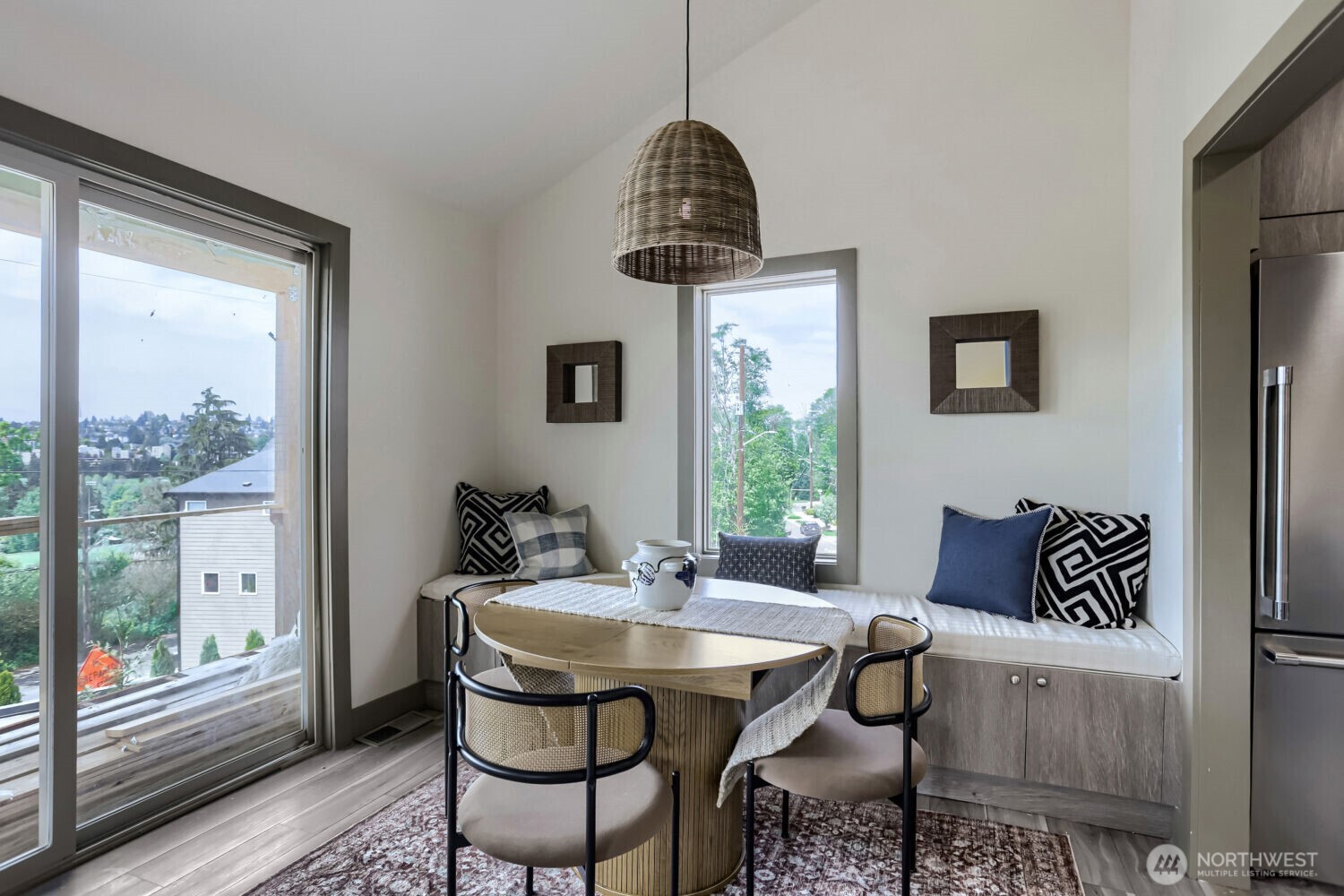 4582 22nd Avenue SW Seattle WA 98106