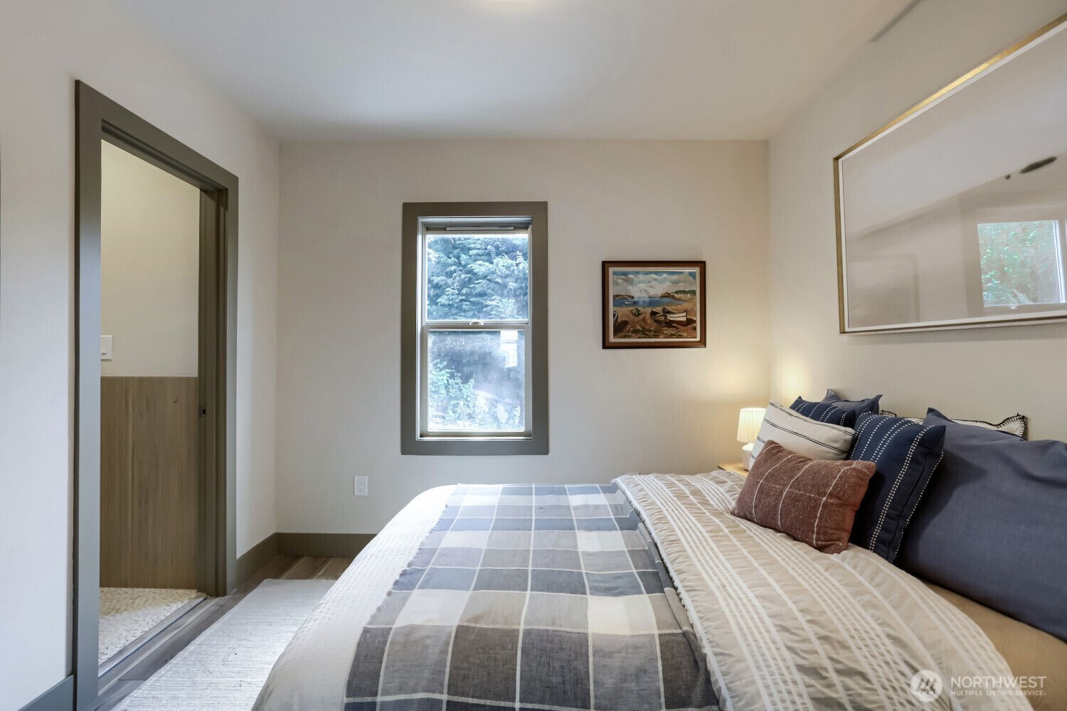 4582 22nd Avenue SW Seattle WA 98106