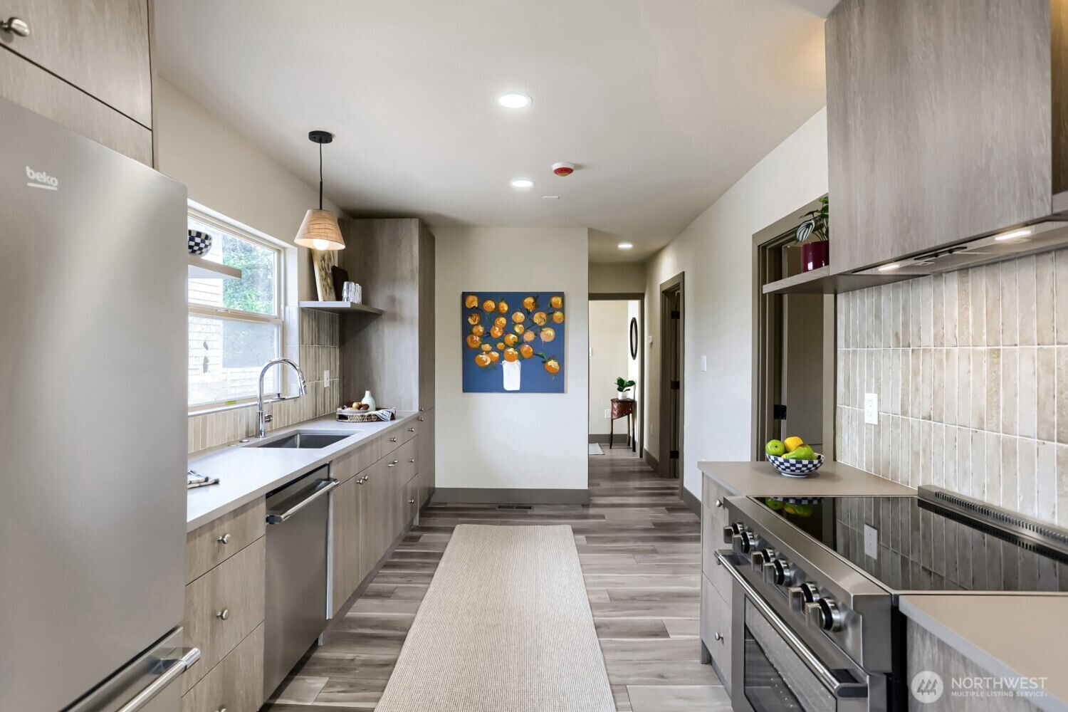 4582 22nd Avenue SW Seattle WA 98106