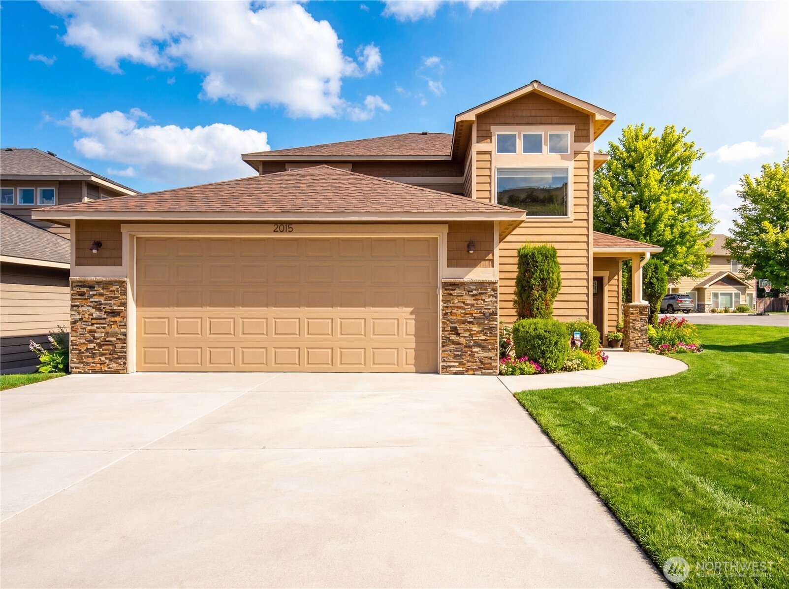 2015 Woodridge Street Wenatchee WA 98801