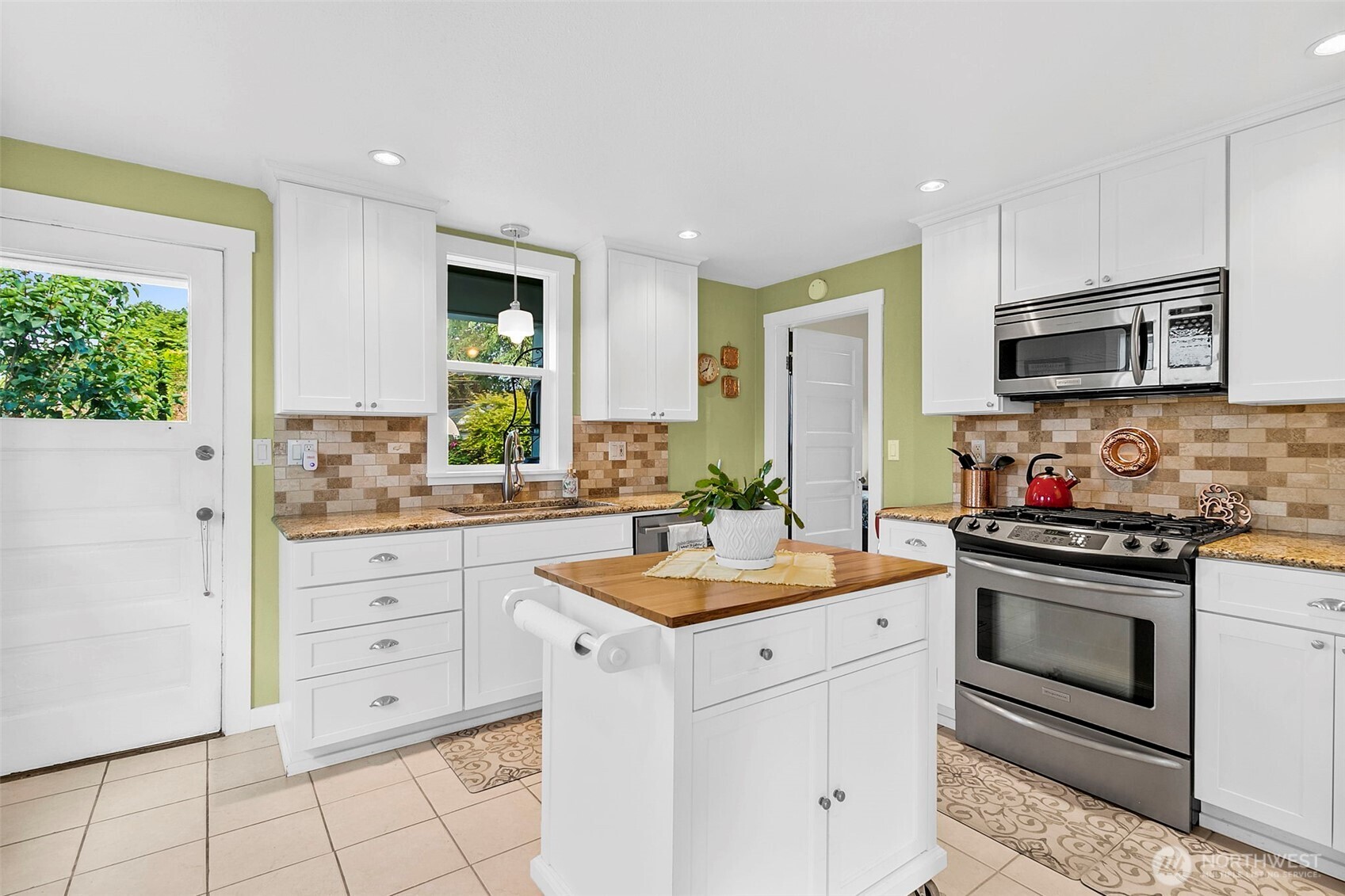 722 Alder Avenue Sumner WA 98390