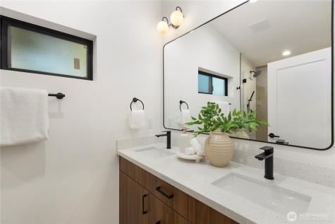 8823 Dibble Avenue NW Seattle WA 98117