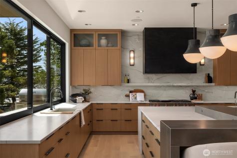 5330 Butterworth Road Mercer Island WA 98040
