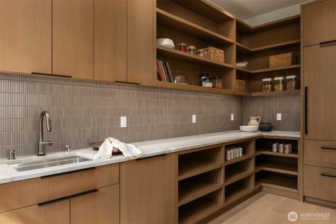 5330 Butterworth Road Mercer Island WA 98040