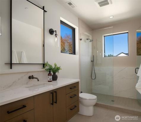 5330 Butterworth Road Mercer Island WA 98040