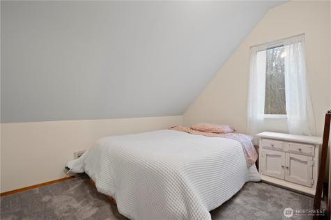 380 N Duckabush Drive E Hoodsport WA 98548