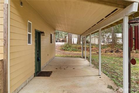 380 N Duckabush Drive E Hoodsport WA 98548