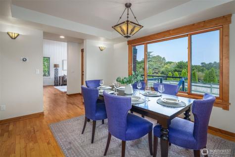 937 N 71st Street Seattle WA 98103