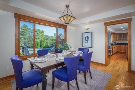 937 N 71st Street Seattle WA 98103