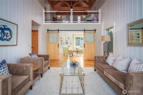 937 N 71st Street Seattle WA 98103