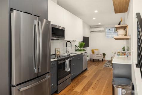 4515 Sunnyside Avenue N Seattle WA 98103