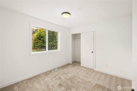 803 211th Place SE Bothell WA 98021