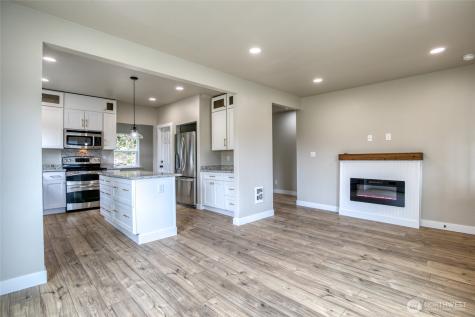 2711 Queets Avenue Hoquiam WA 98550