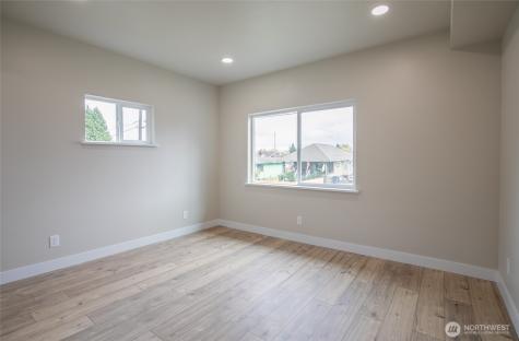 2711 Queets Avenue Hoquiam WA 98550