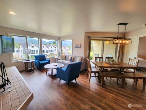 1 Lodge 632-c Manson WA 98831