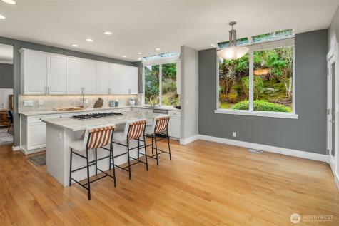 6591 156th Avenue SE Bellevue WA 98006