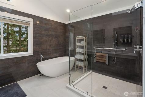 6591 156th Avenue SE Bellevue WA 98006