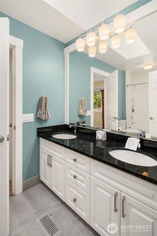 6591 156th Avenue SE Bellevue WA 98006