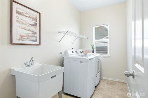 7927 NE 87th Place Marysville WA 98270