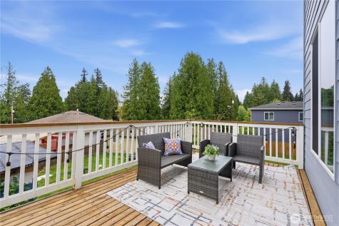 19217 8th Avenue W Lynnwood WA 98036