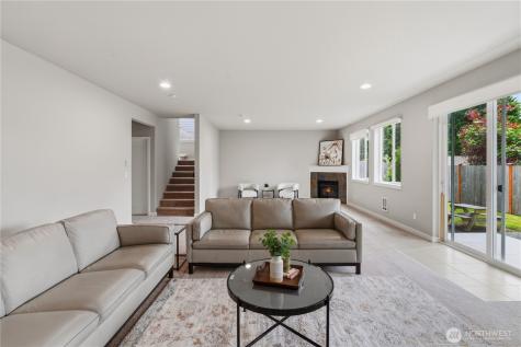19217 8th Avenue W Lynnwood WA 98036