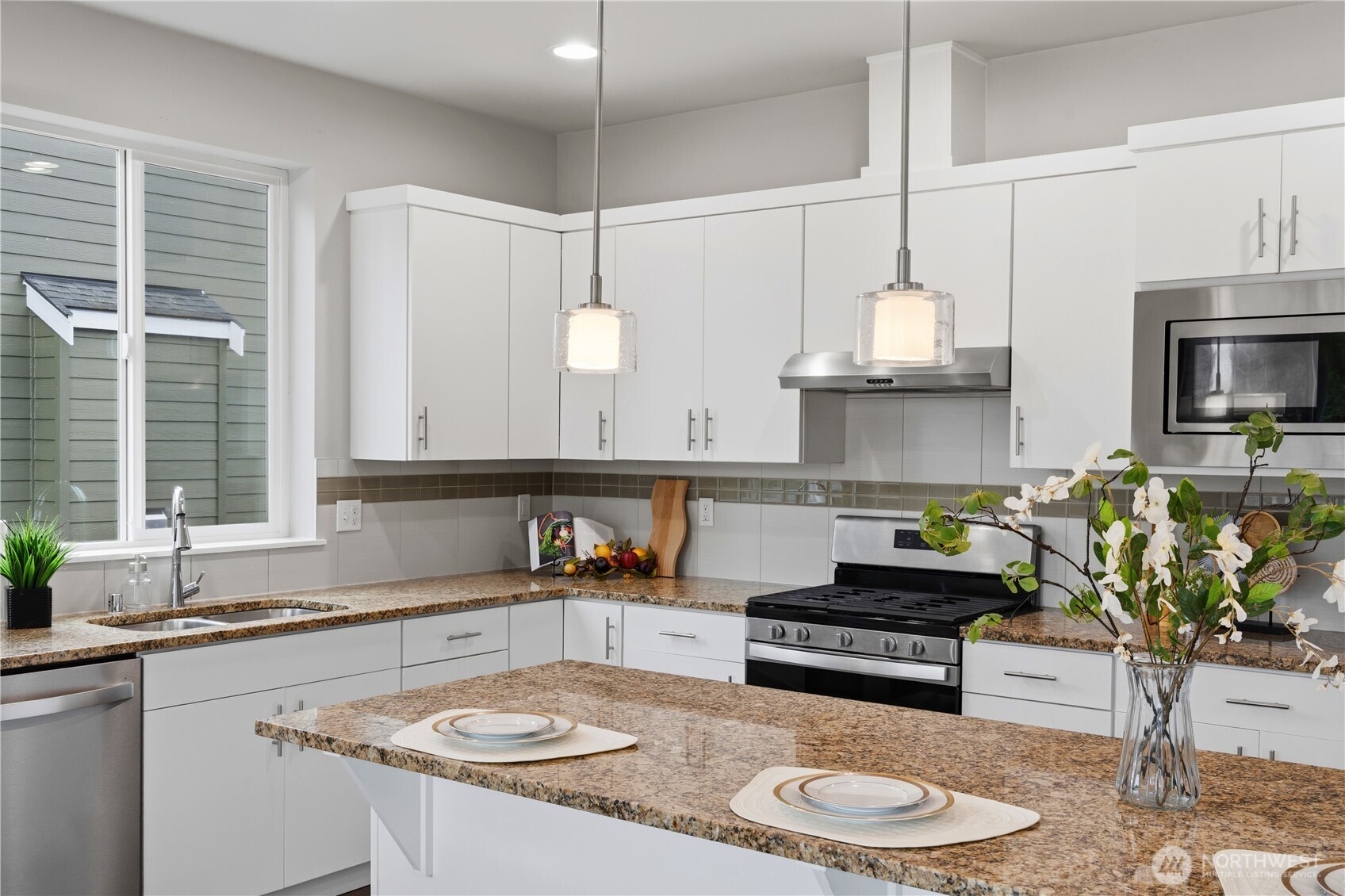 19217 8th Avenue W Lynnwood WA 98036