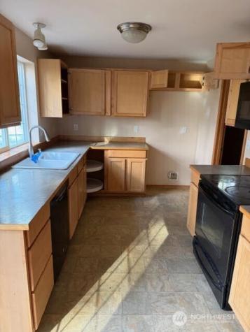 1150 NE Larson Boulevard Belfair WA 98528