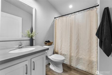 2125 Glacier Street Enumclaw WA 98022