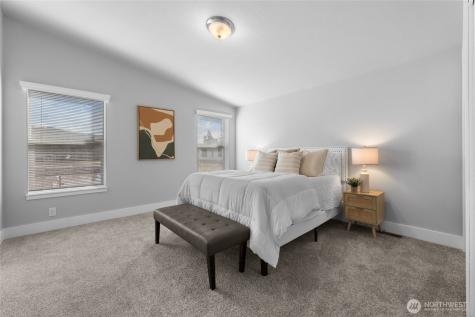 2125 Glacier Street Enumclaw WA 98022