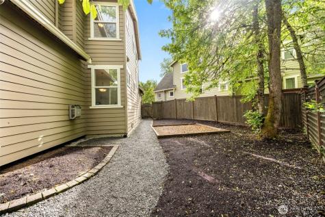 11108 180th Place NE Redmond WA 98052