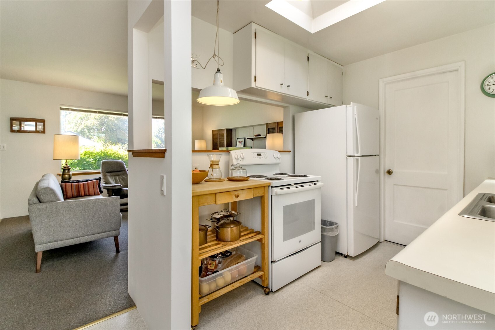 648 SW 107th Avenue Seattle WA 98146