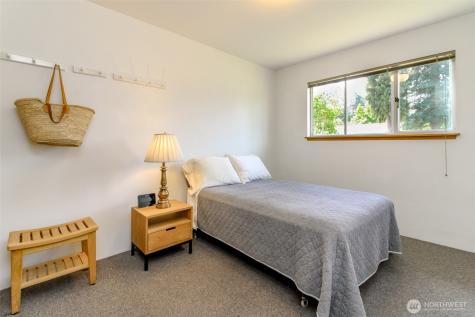 648 SW 107th Avenue Seattle WA 98146