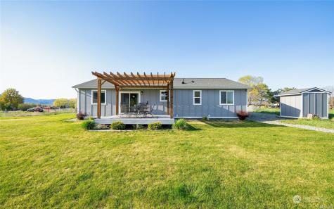 52 Kludt Road Brewster WA 98812