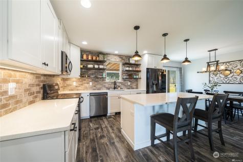 52 Kludt Road Brewster WA 98812