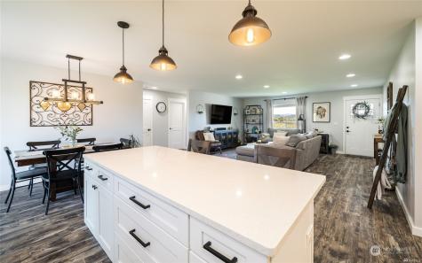 52 Kludt Road Brewster WA 98812