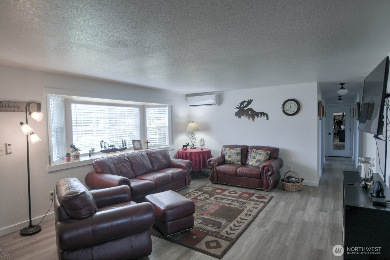 231 Maple Napavine WA 98565