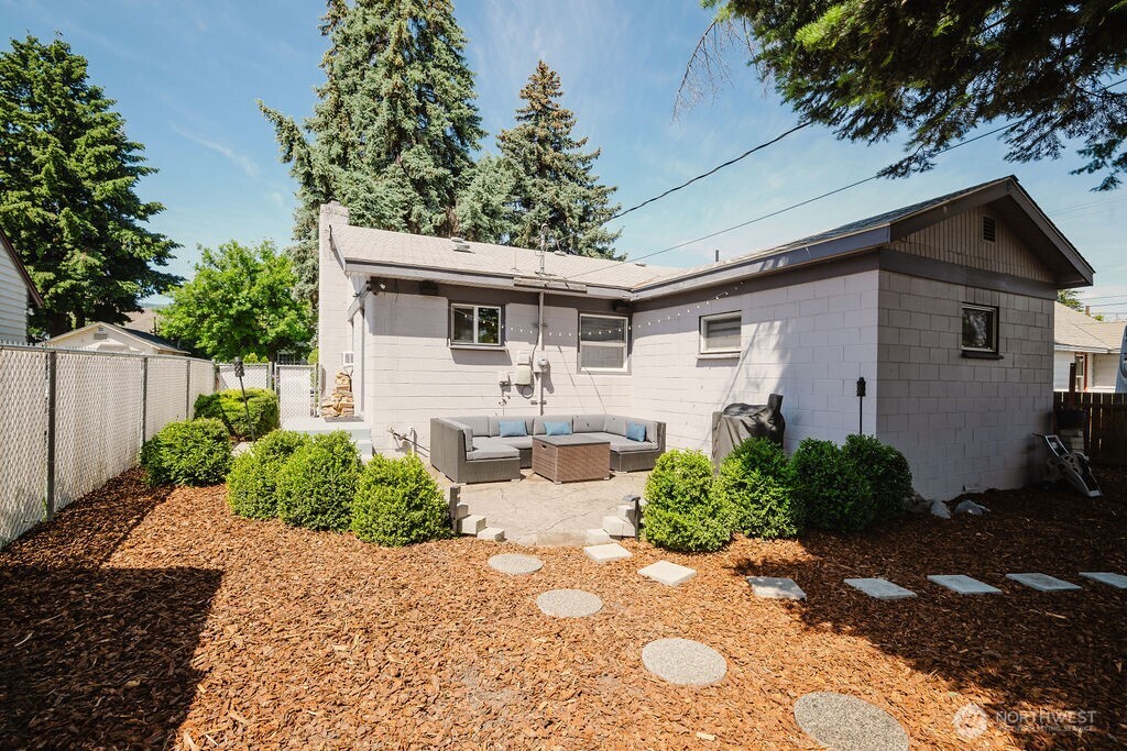 241 N Garfield Street Wenatchee WA 98801
