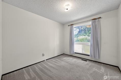862 136th Street Ct E Tacoma WA 98445