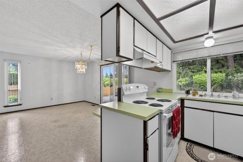 862 136th Street Ct E Tacoma WA 98445