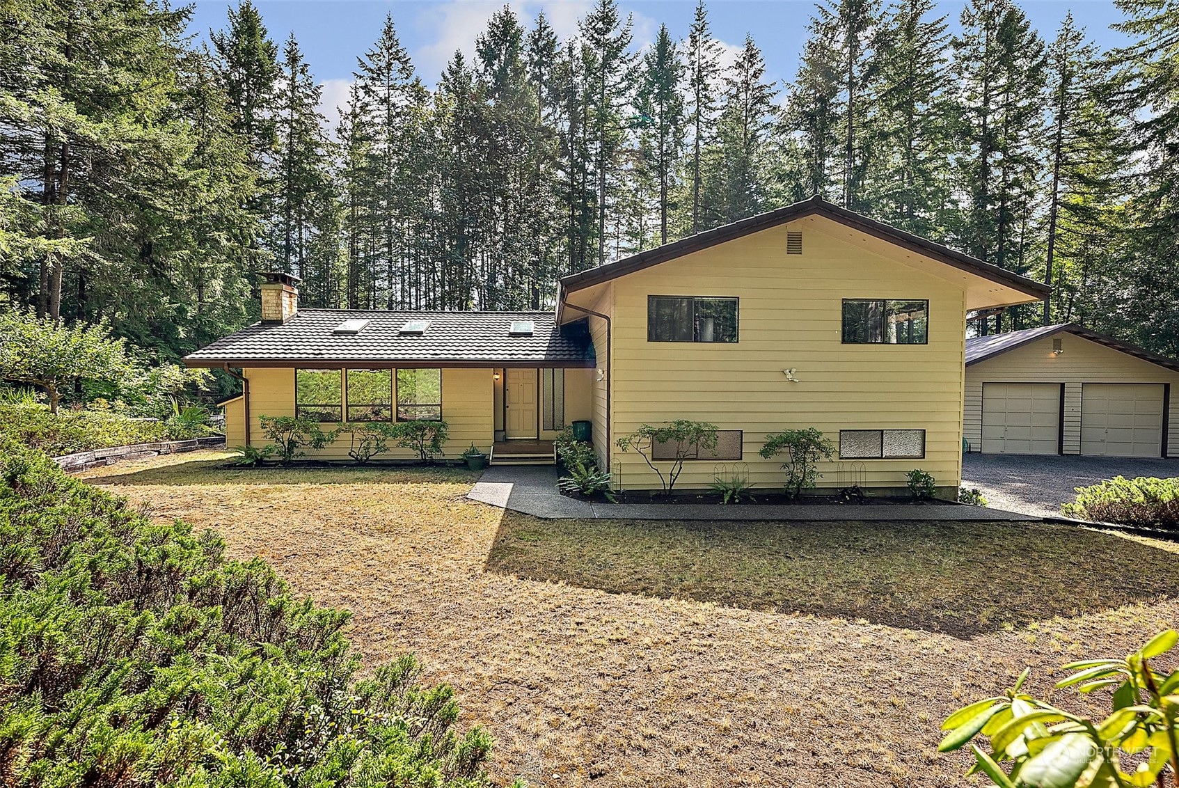 5880 SE Mullenix Road Port Orchard WA 98367