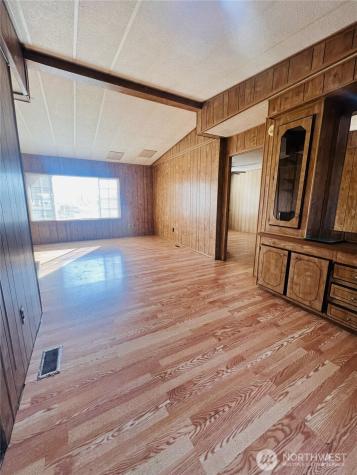 401 Boulder Avenue Roosevelt WA 99356