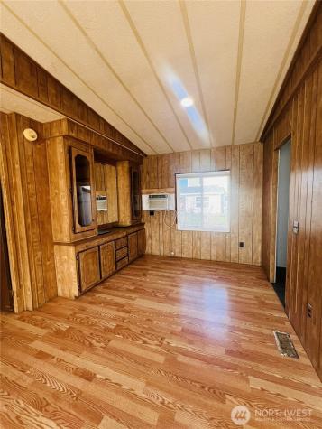 401 Boulder Avenue Roosevelt WA 99356