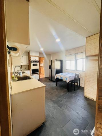 401 Boulder Avenue Roosevelt WA 99356