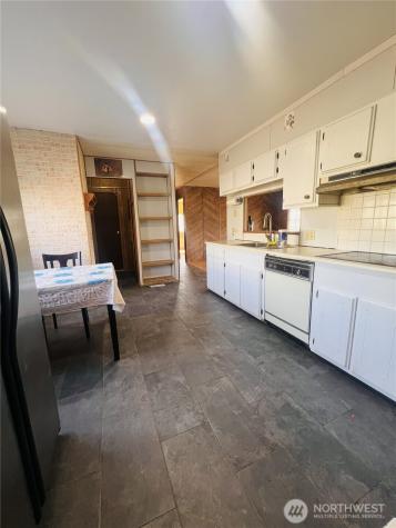 401 Boulder Avenue Roosevelt WA 99356