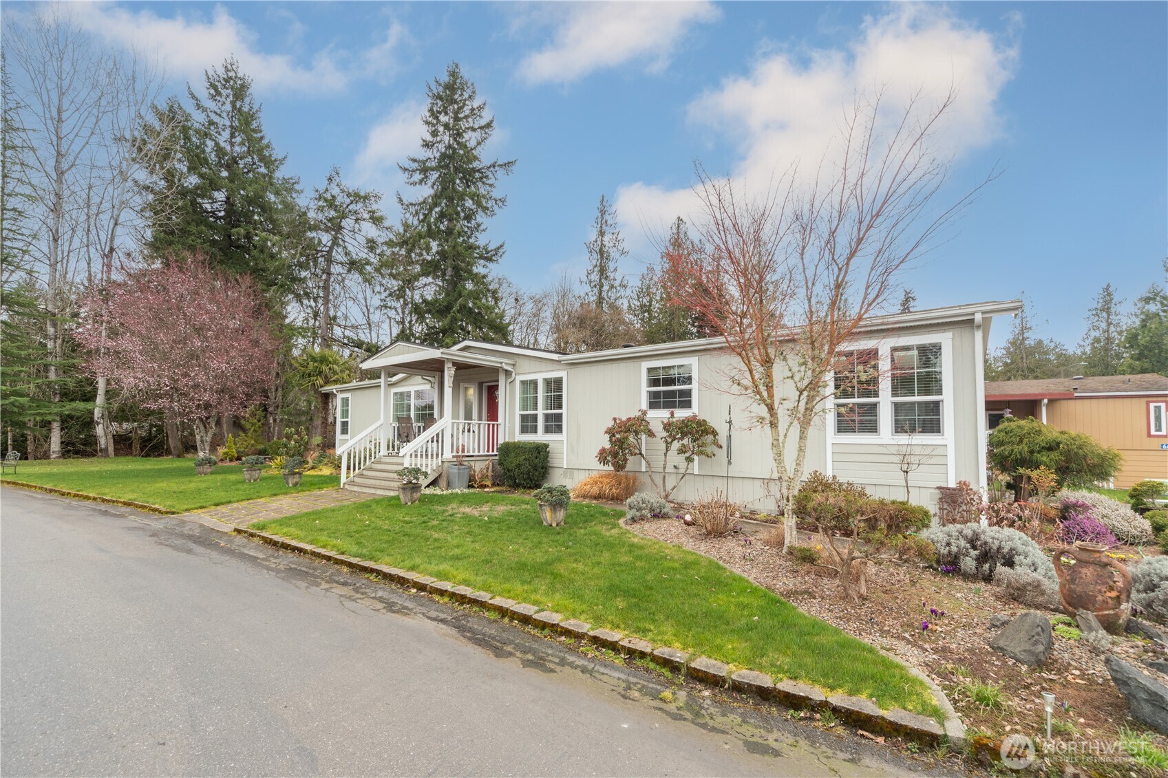 6680 NE Aquarius Lane Bremerton WA 98311