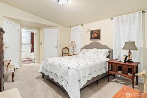 6680 NE Aquarius Lane Bremerton WA 98311